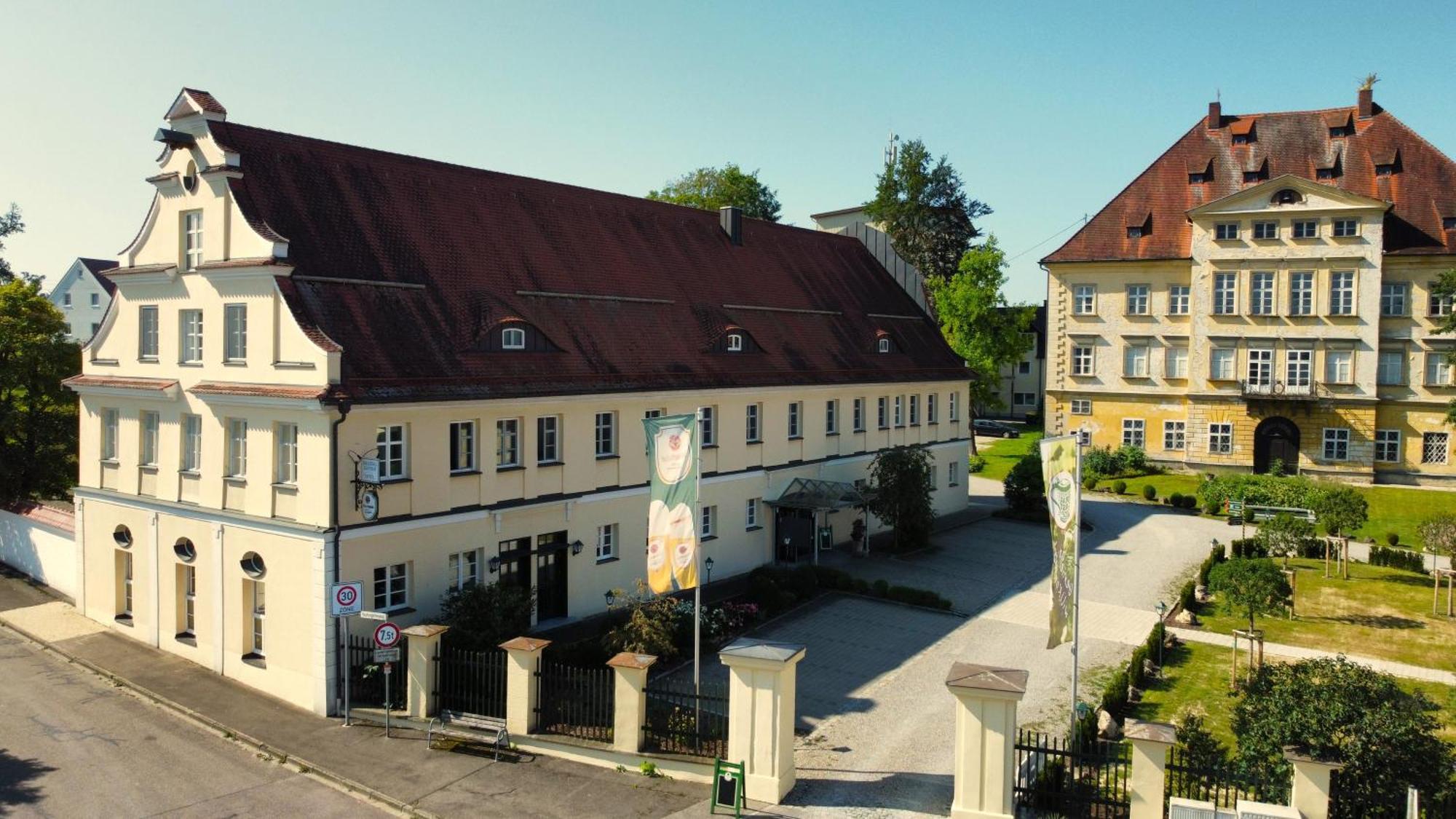 Autenrieder Brauereigasthof Ichenhausen Ngoại thất bức ảnh
