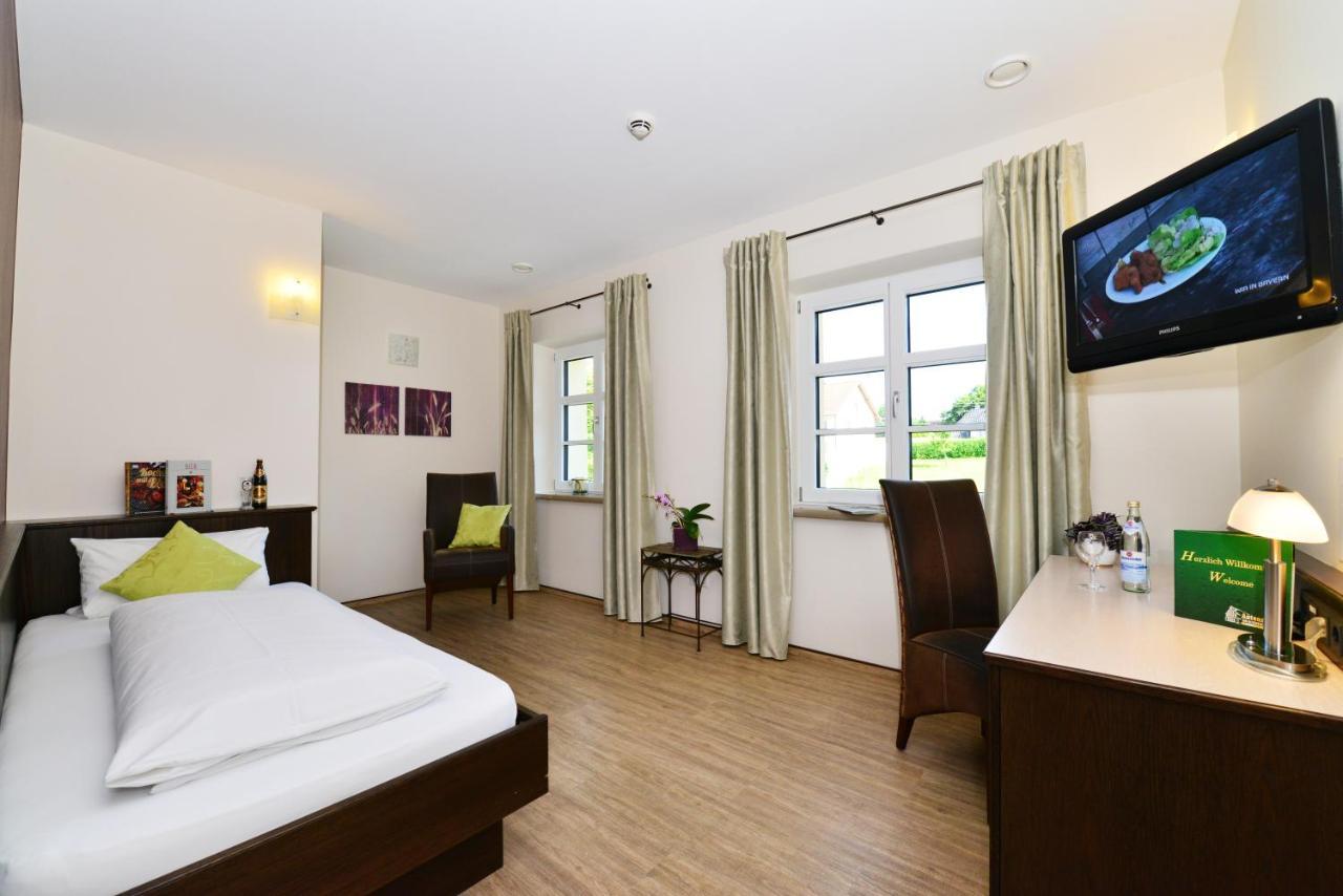 Autenrieder Brauereigasthof Ichenhausen Phòng bức ảnh